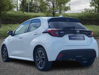 Used Toyota Yaris 2021 for sale - 75636339: Photo