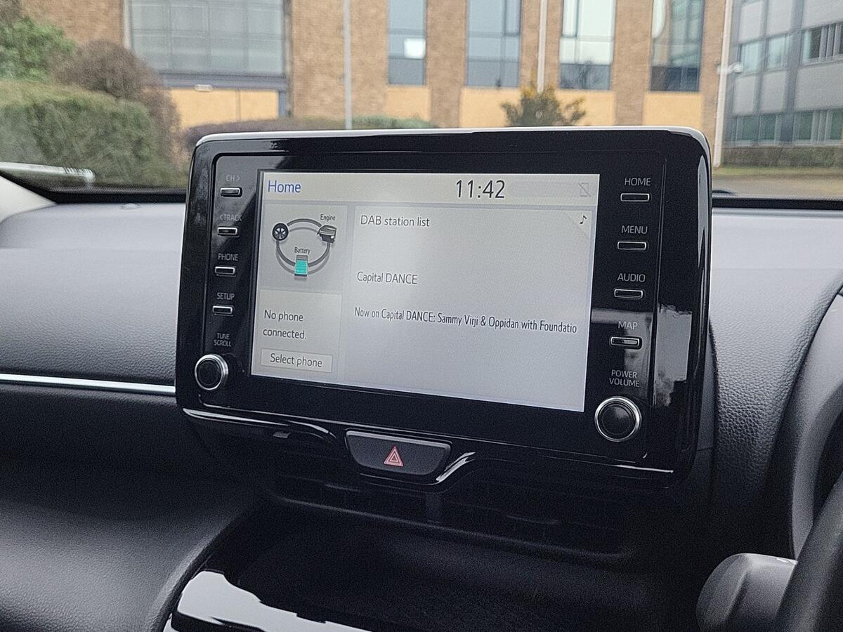 Used Toyota Yaris 2022 for sale - 77427433: Photo 11