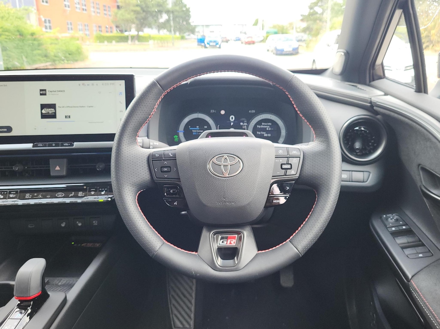 Used Toyota C-HR 2025 for sale - 77124519: Photo 6