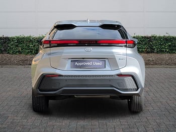 Used Toyota C-HR 2025 for sale - 79498082: Photo
