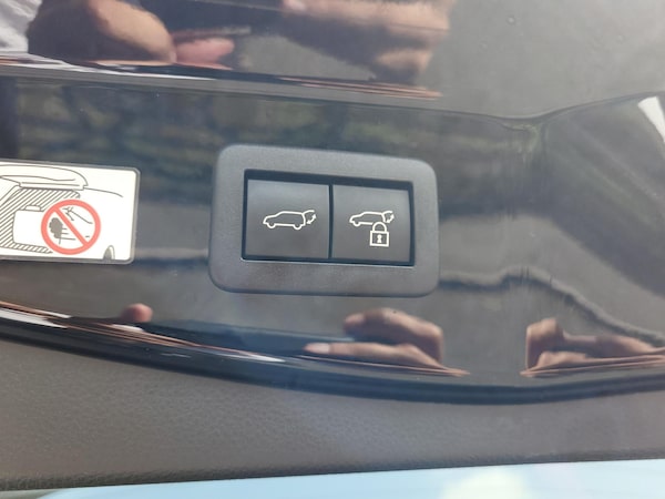 Used Toyota C-HR 2024 for sale - 75365186: Photo 21