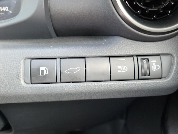 Used Toyota C-HR 2024 for sale - 75365186: Photo 22