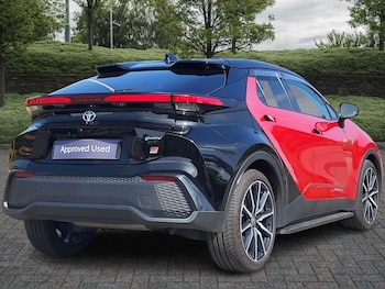 Used Toyota C-HR 2024 for sale - 75365186: Photo