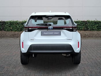 Used Toyota Yaris 2024 for sale - 79623133: Photo