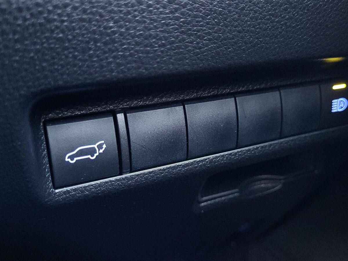 Used Toyota RAV4 2021 for sale - 76539509: Photo 13