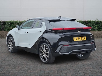 Used Toyota C-HR 2024 for sale - 77739497: Photo