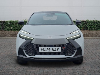Used Toyota C-HR 2024 for sale - 77739497: Photo