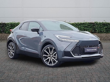 Used Toyota C-HR 2026 for sale - 79077185: Photo