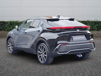 Used Toyota C-HR 2026 for sale - 79077185: Photo