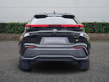 Used Toyota C-HR 2026 for sale - 79077185: Photo