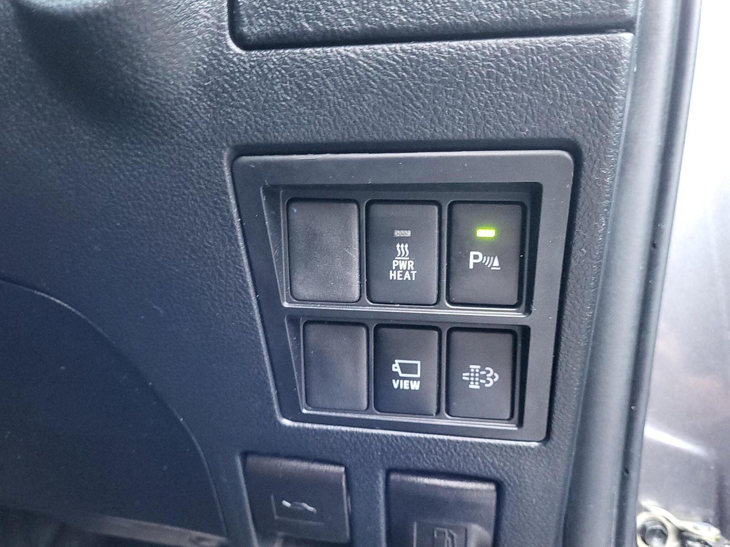 Used Toyota Hilux 2022 for sale - 76241271: Photo 21