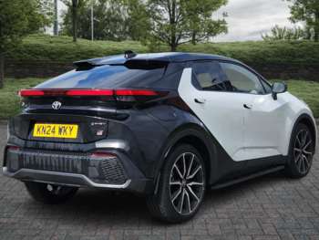 Used Toyota C-HR 2024 for sale - 73443964: Photo