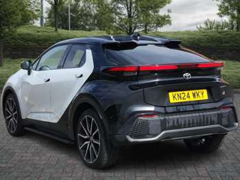 Used Toyota C-HR 2024 for sale - 73443964: Photo