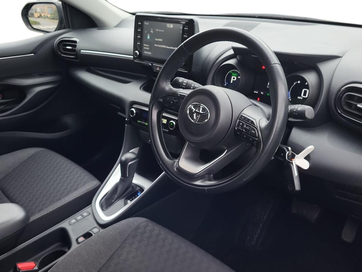 Used Toyota Yaris 2022 for sale - 77280572: Photo 12