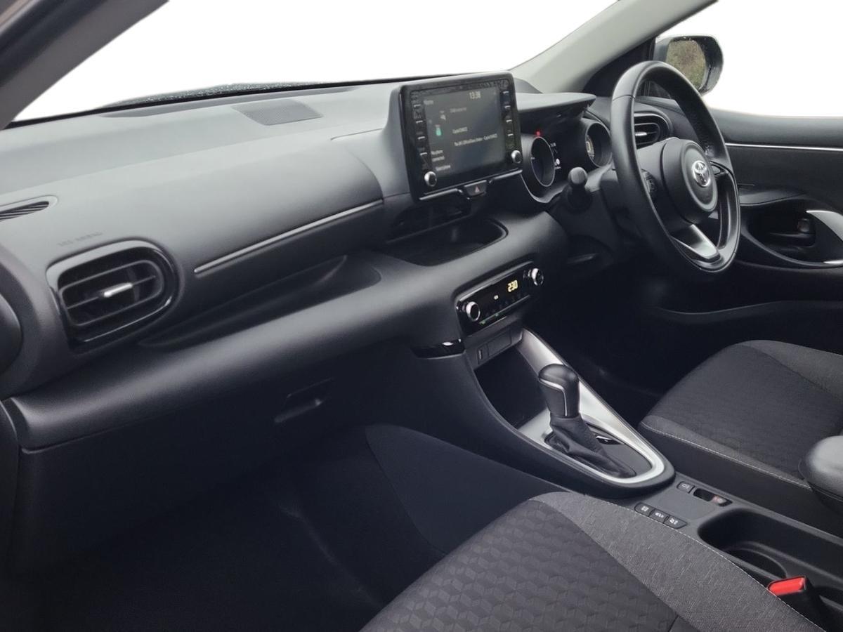 Used Toyota Yaris 2022 for sale - 77280572: Photo 7