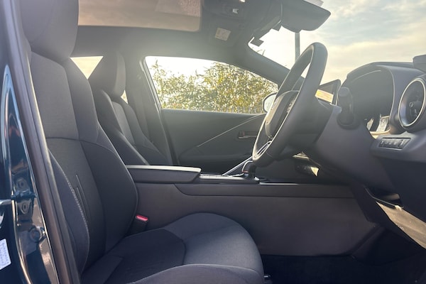 Used Toyota C-HR 2024 for sale - 75403064: Photo 11