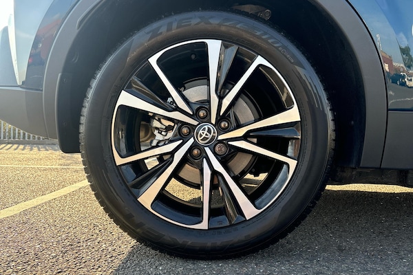 Used Toyota C-HR 2024 for sale - 75403064: Photo 18