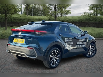 Used Toyota C-HR 2024 for sale - 75403064: Photo