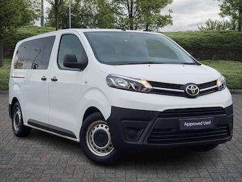 Toyota - PROACE CITY Verso