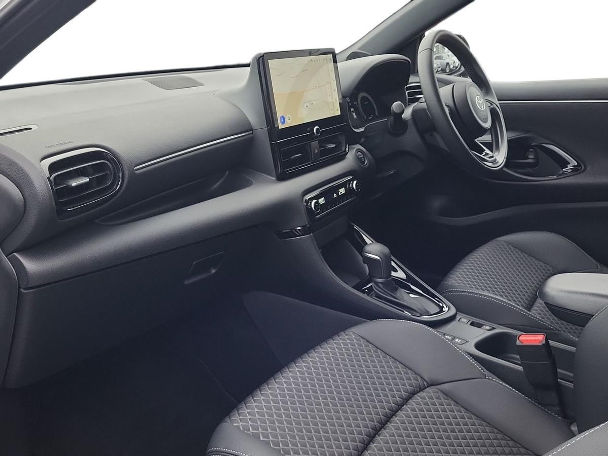 Used Toyota Yaris 2025 for sale - 77013369: Photo 7