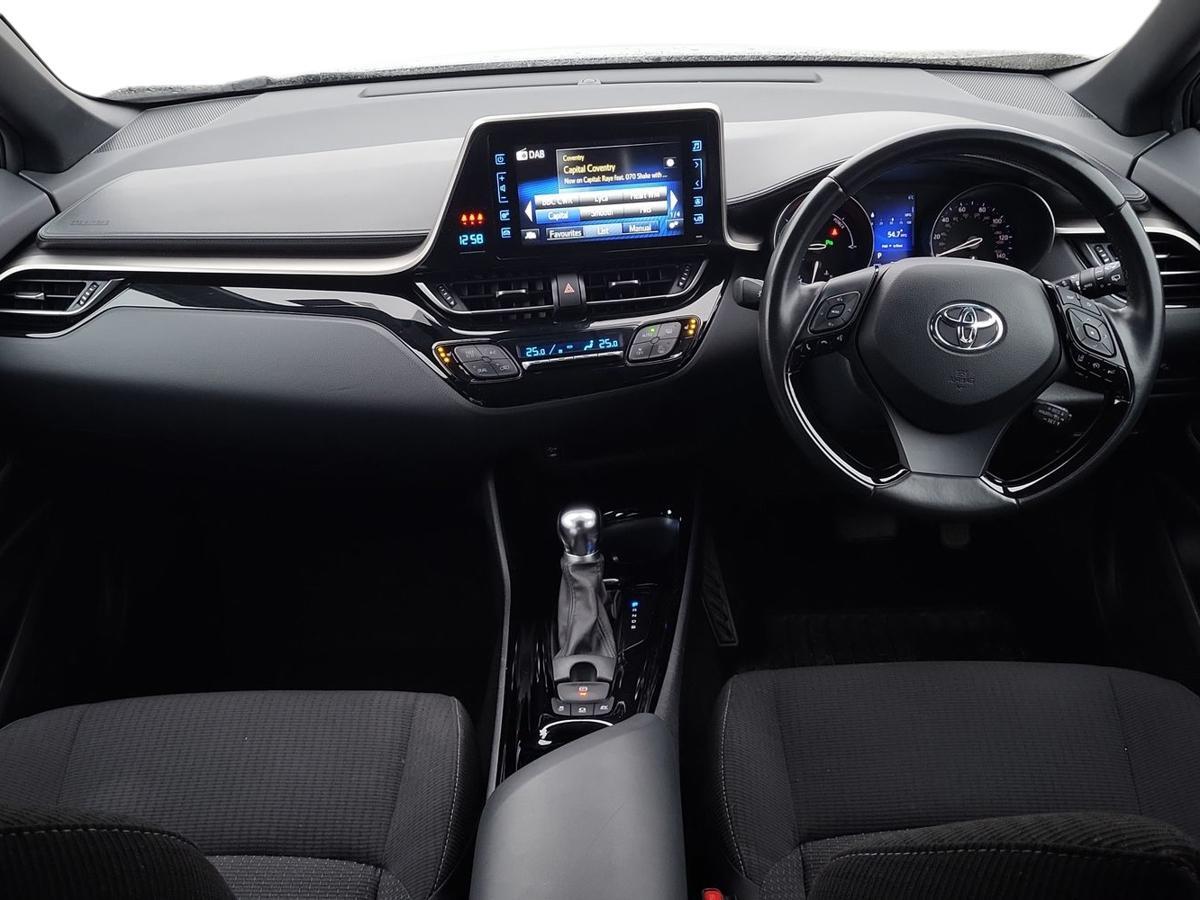Used Toyota C-HR 2019 for sale - 77315882: Photo 8