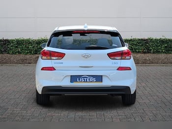 Used Hyundai i30 2017 for sale - 79647103: Photo