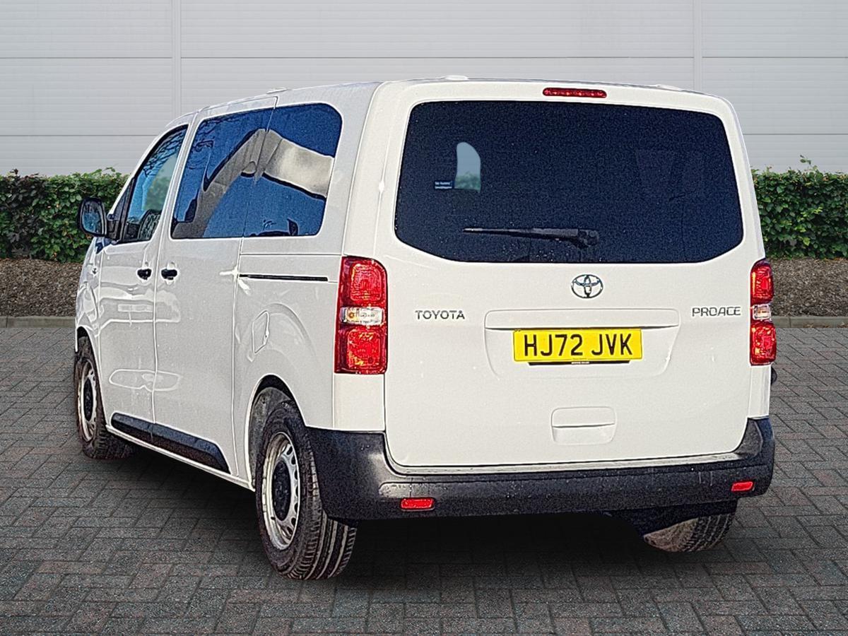 Used Toyota PROACE CITY Verso 2022 for sale - 76800378: Photo 2