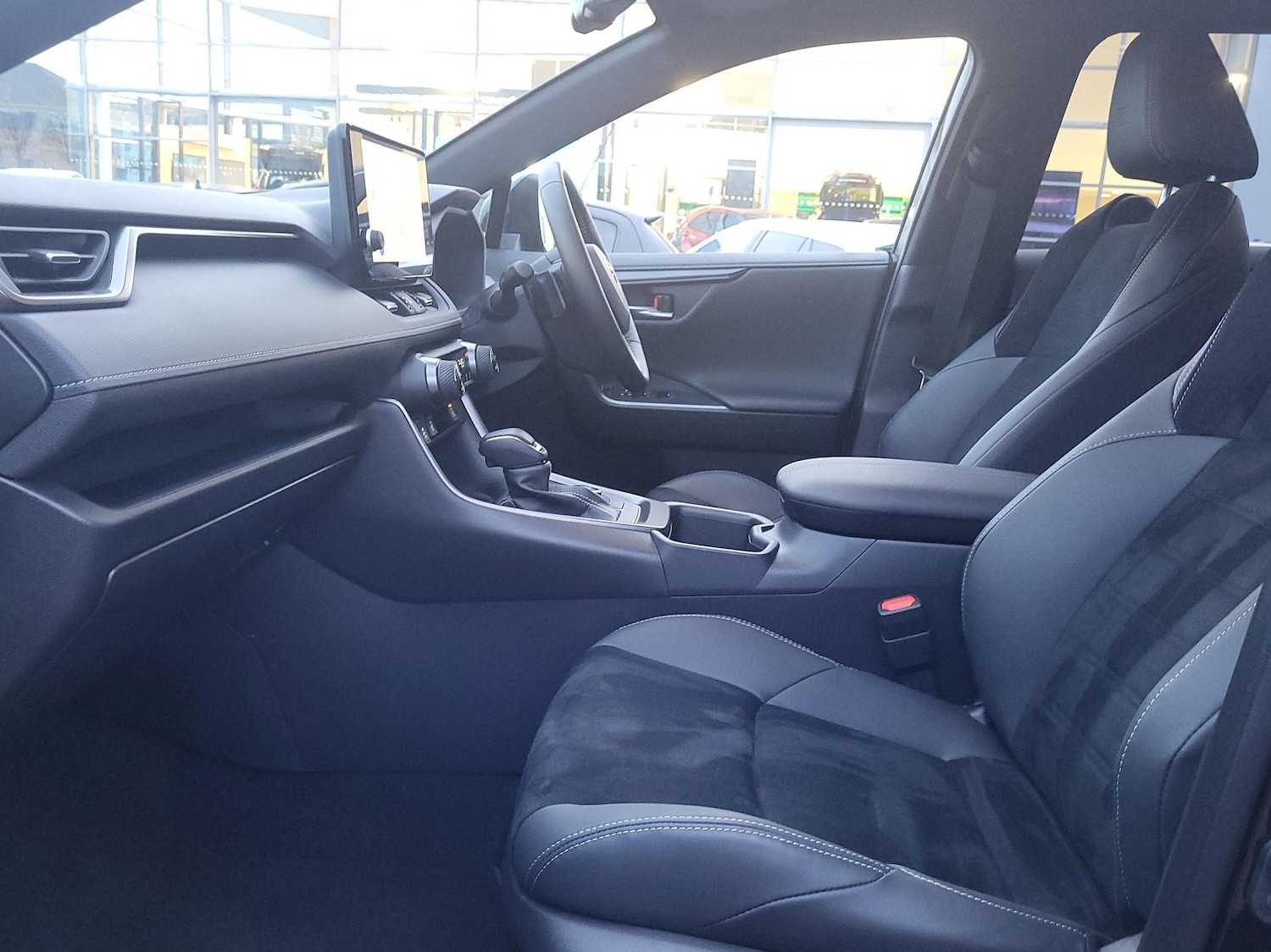 Used Toyota RAV4 2024 for sale - 77124424: Photo 10