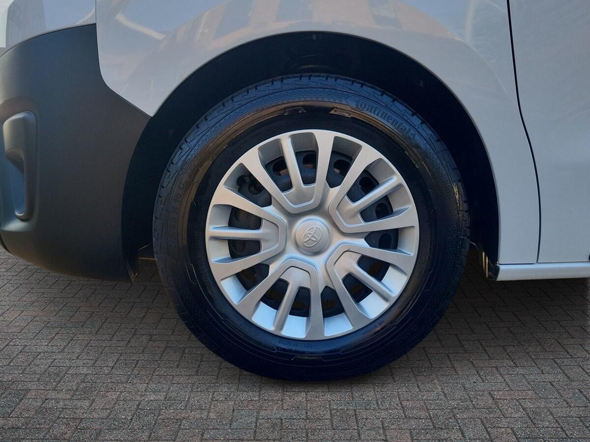 Used Toyota ProAce 2024 for sale - 77898901: Photo 6