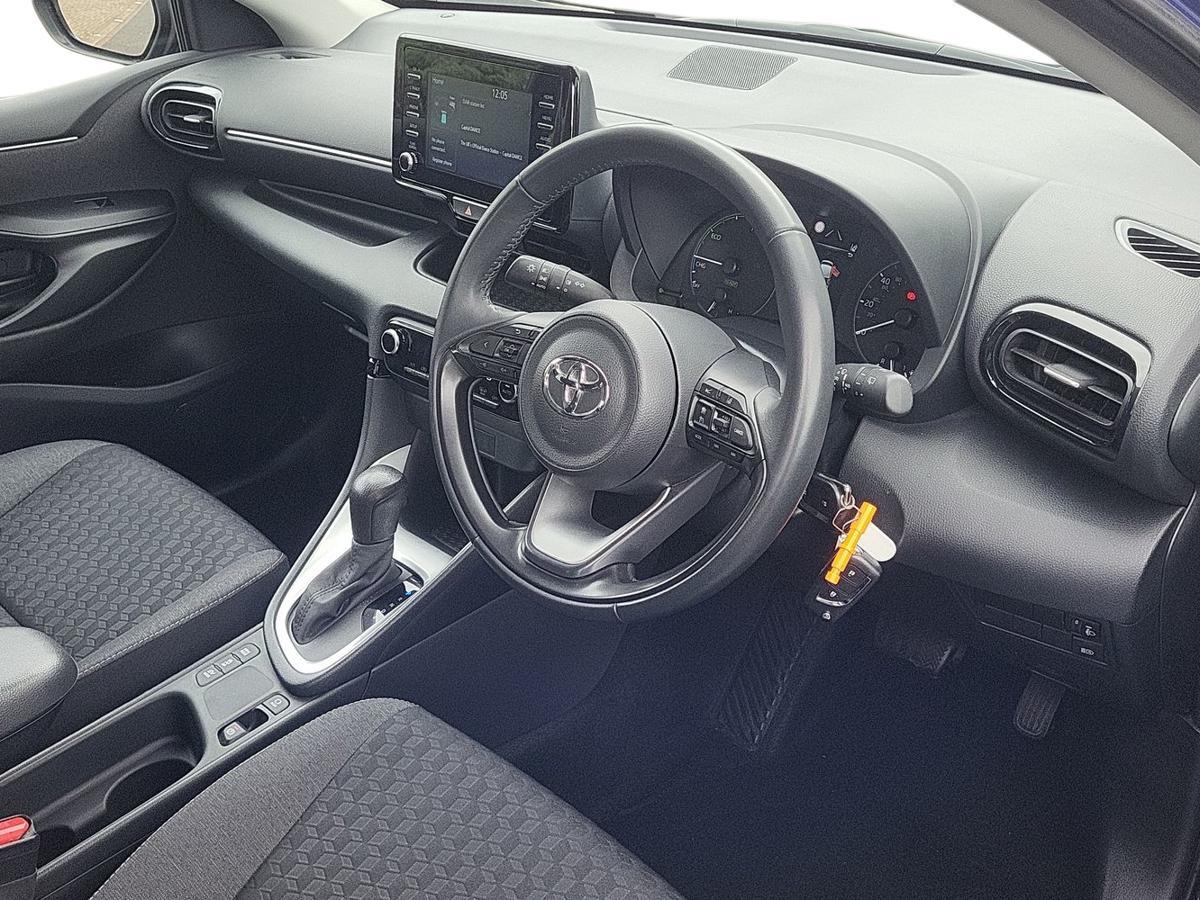 Used Toyota Yaris 2023 for sale - 77627124: Photo 12