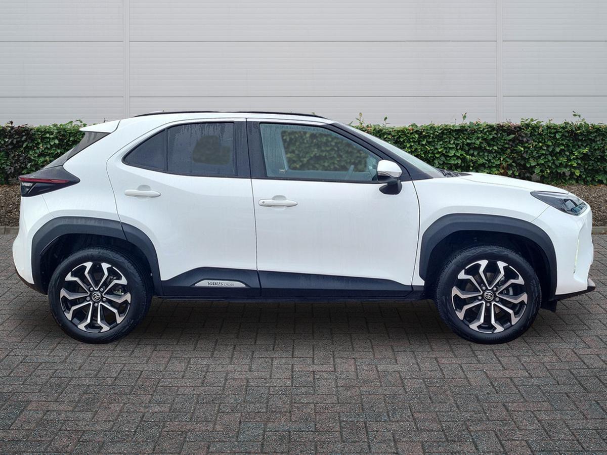 Used Toyota Yaris 2024 for sale - 77046361: Photo 5