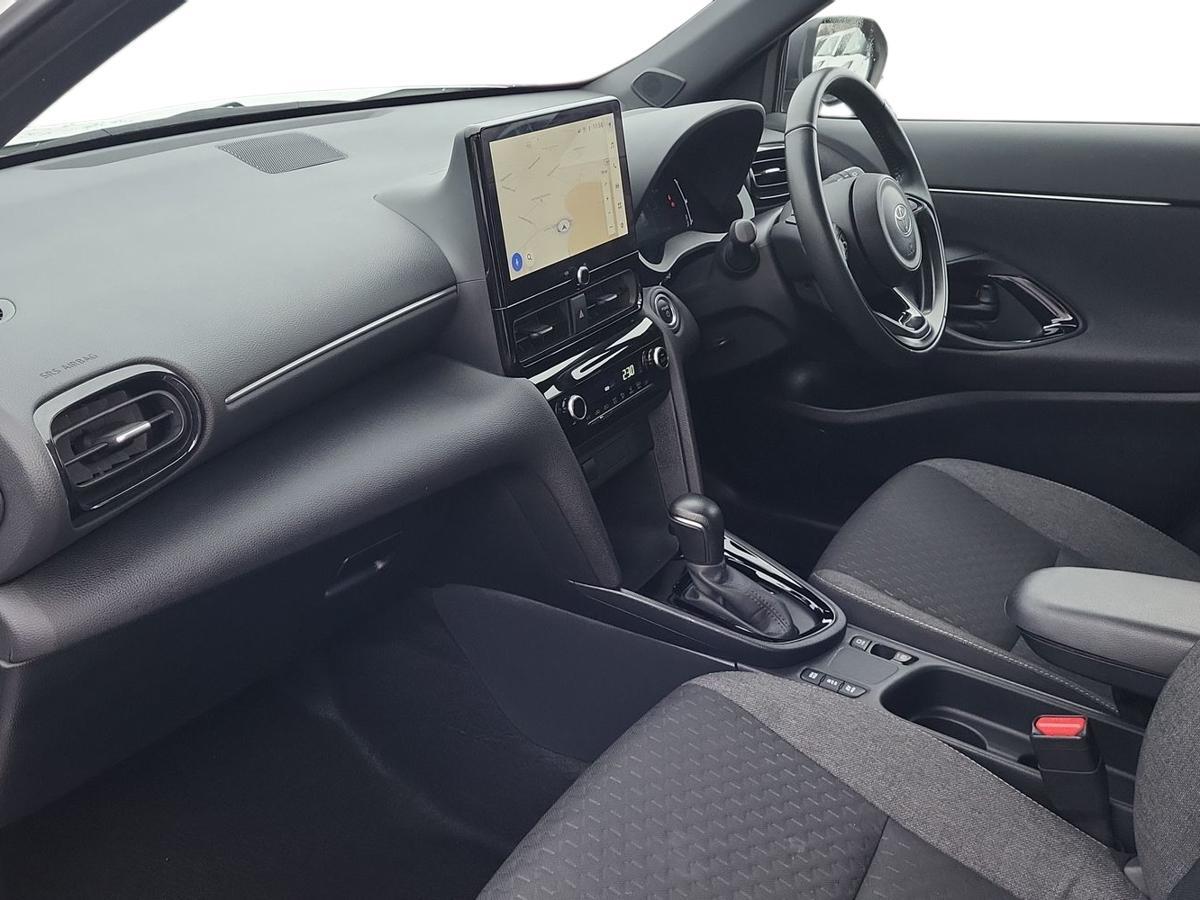 Used Toyota Yaris 2024 for sale - 77046361: Photo 7