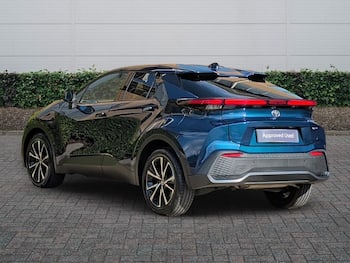 Used Toyota C-HR 2024 for sale - 79613647: Photo