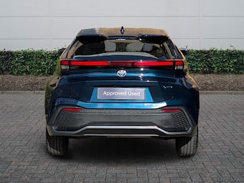 Used Toyota C-HR 2024 for sale - 79613647: Photo