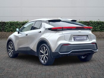 Used Toyota C-HR 2024 for sale - 77427530: Photo