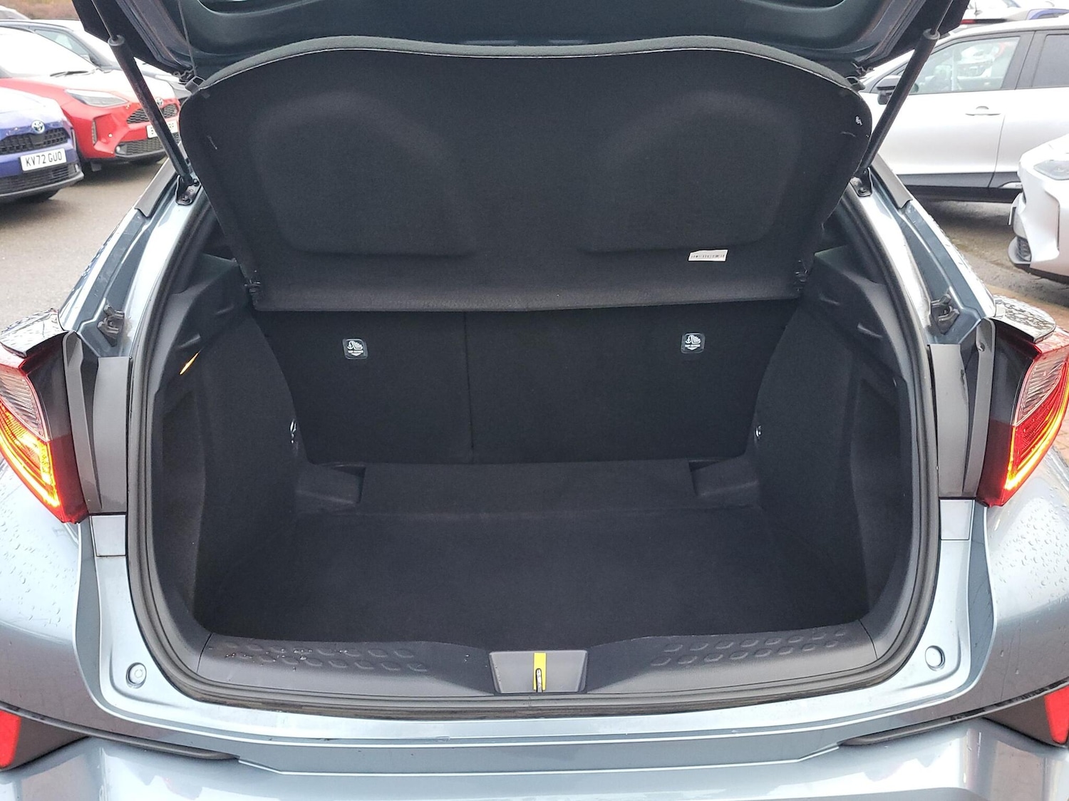 Used Toyota C-HR 2020 for sale - 76539531: Photo 14