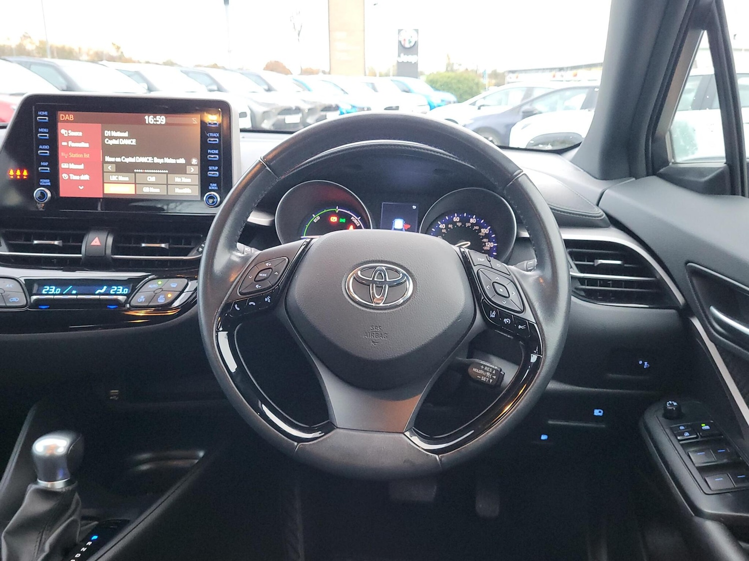 Used Toyota C-HR 2020 for sale - 76539531: Photo 6