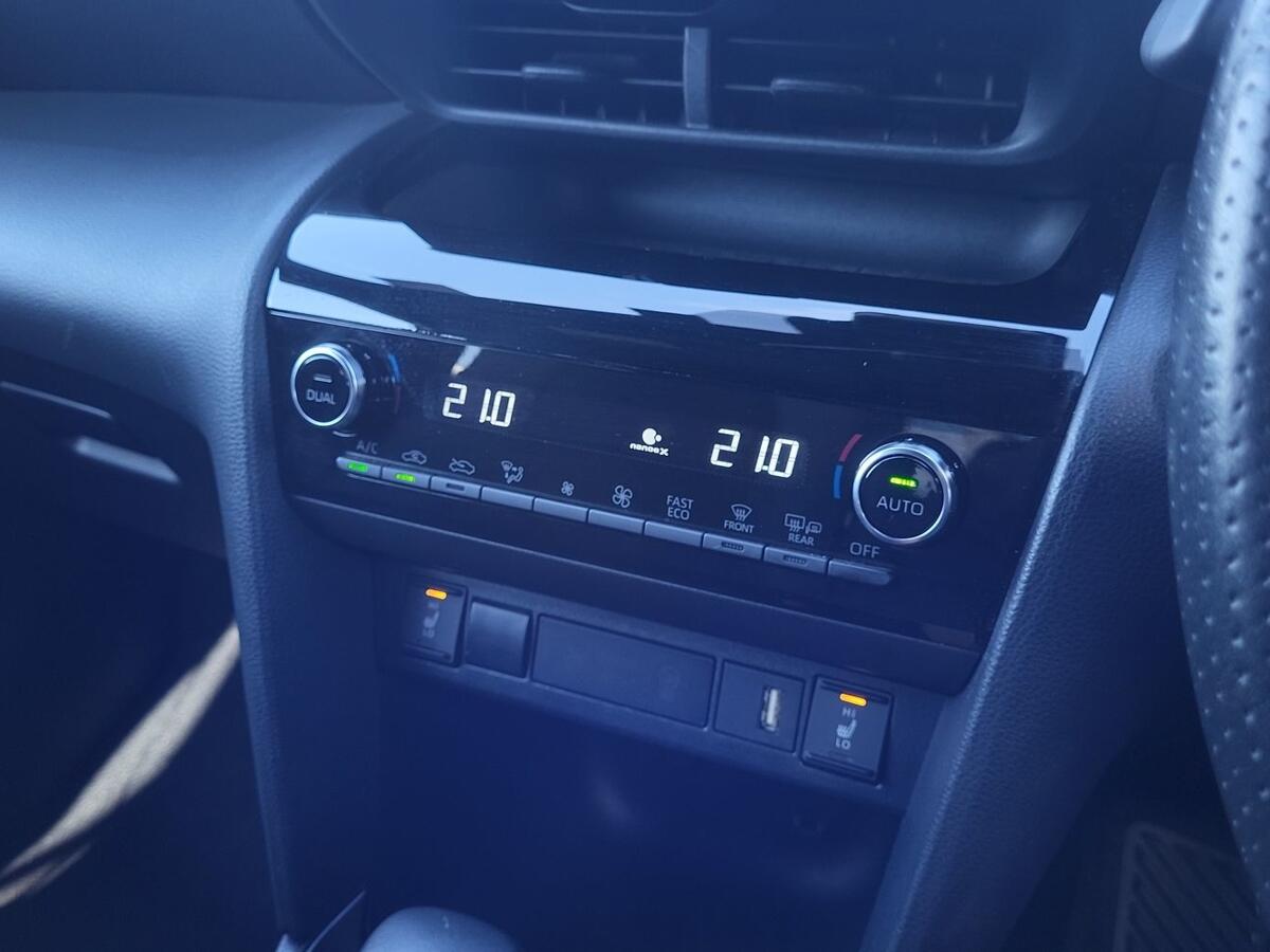 Used Toyota Yaris Cross 2023 for sale - 77971420: Photo 14