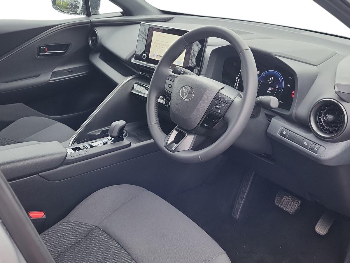 Used Toyota C-HR 2024 for sale - 76716686: Photo 12