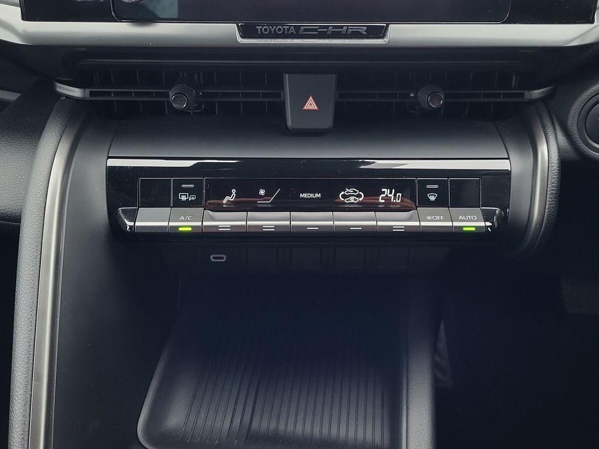 Used Toyota C-HR 2024 for sale - 76716686: Photo 14