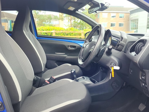 Used Toyota AYGO 2021 for sale - 76168357: Photo 11