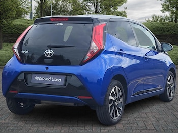 Used Toyota AYGO 2021 for sale - 76168357: Photo 2