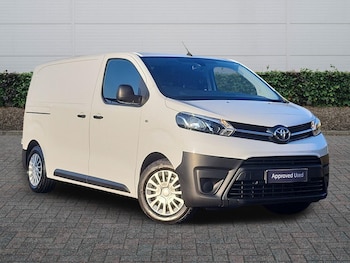 Toyota ProAce feature image