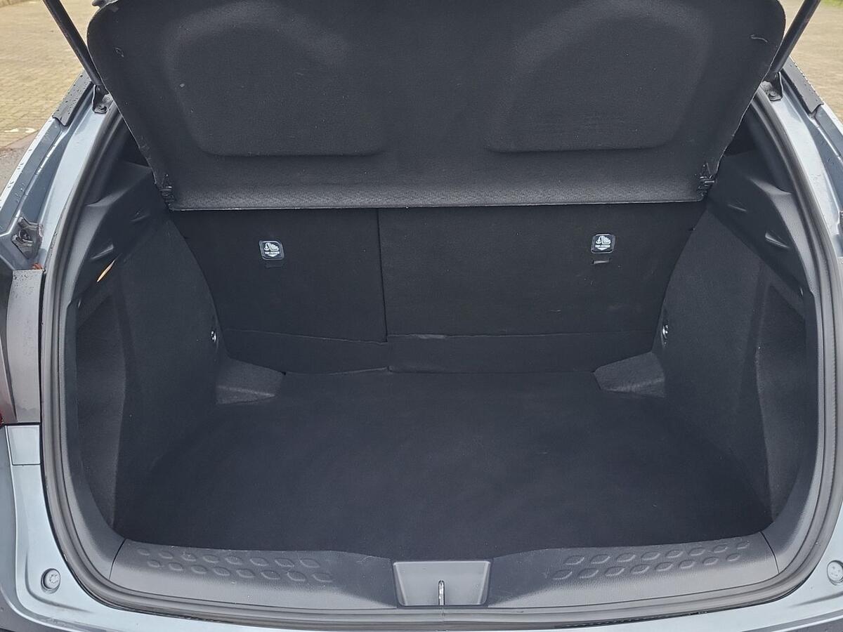 Used Toyota C-HR 2020 for sale - 77498124: Photo 10