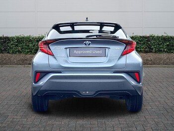 Used Toyota C-HR 2020 for sale - 77498124: Photo