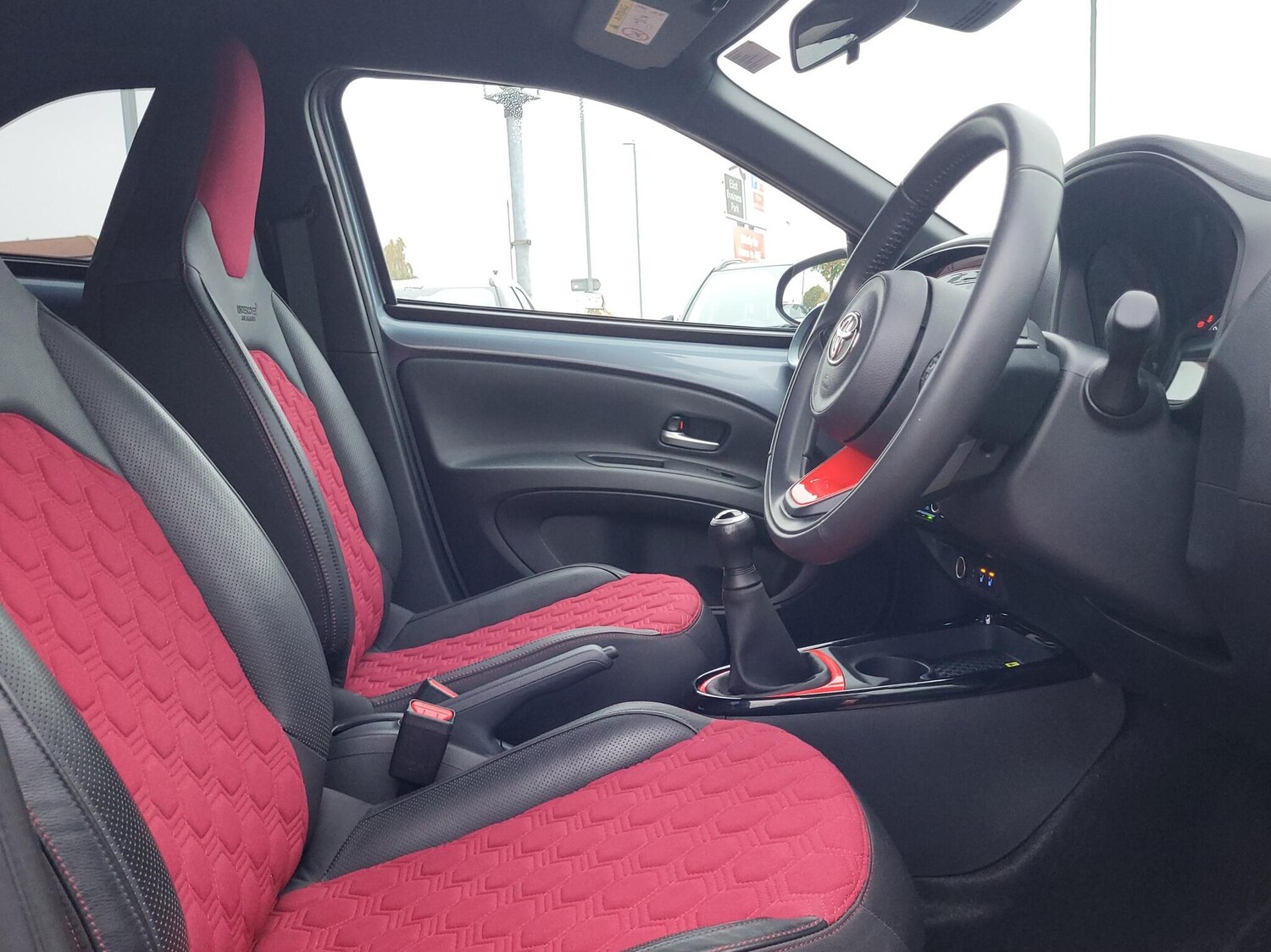 Used Toyota Aygo X 2023 for sale - 76241302: Photo 11