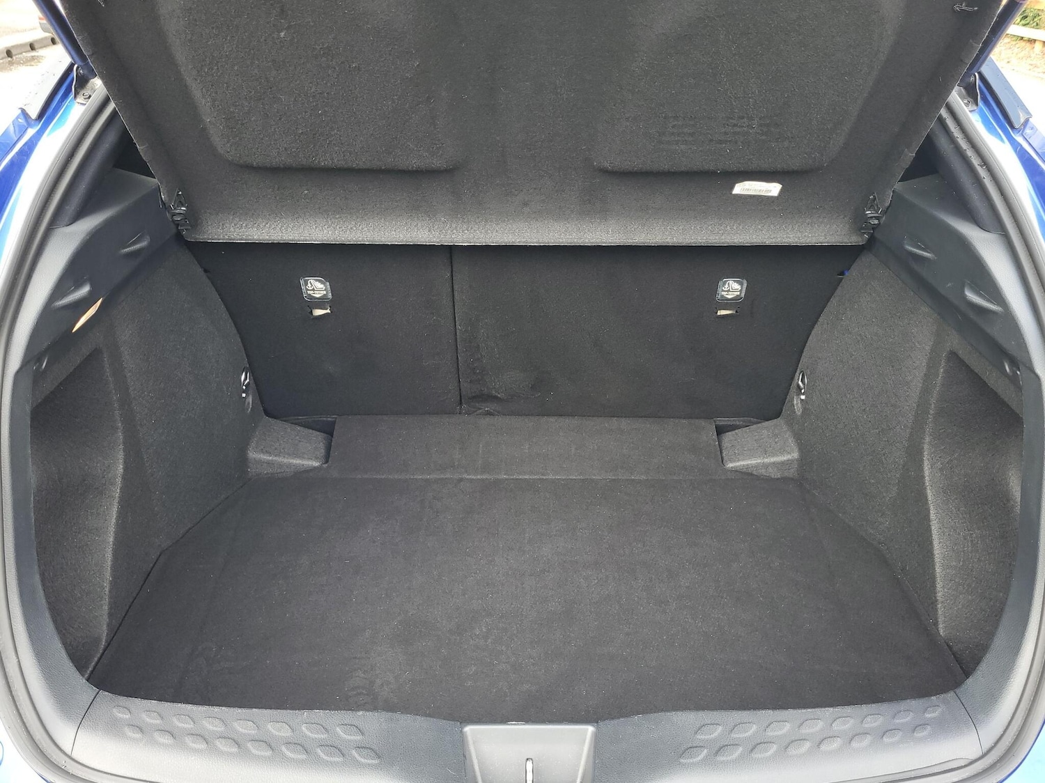 Used Toyota C-HR 2021 for sale - 76285442: Photo 14