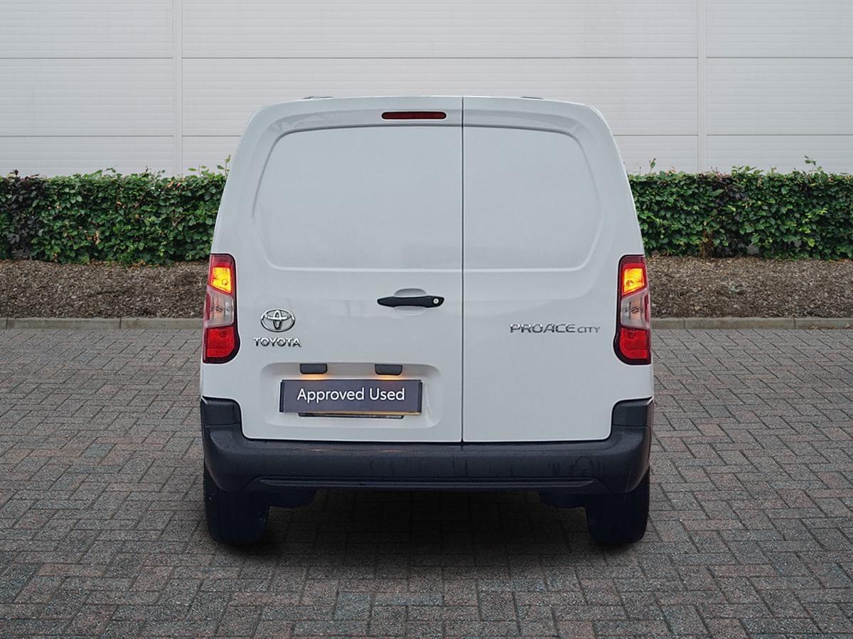 Used Toyota ProAce 2023 for sale - 77124731: Photo 4