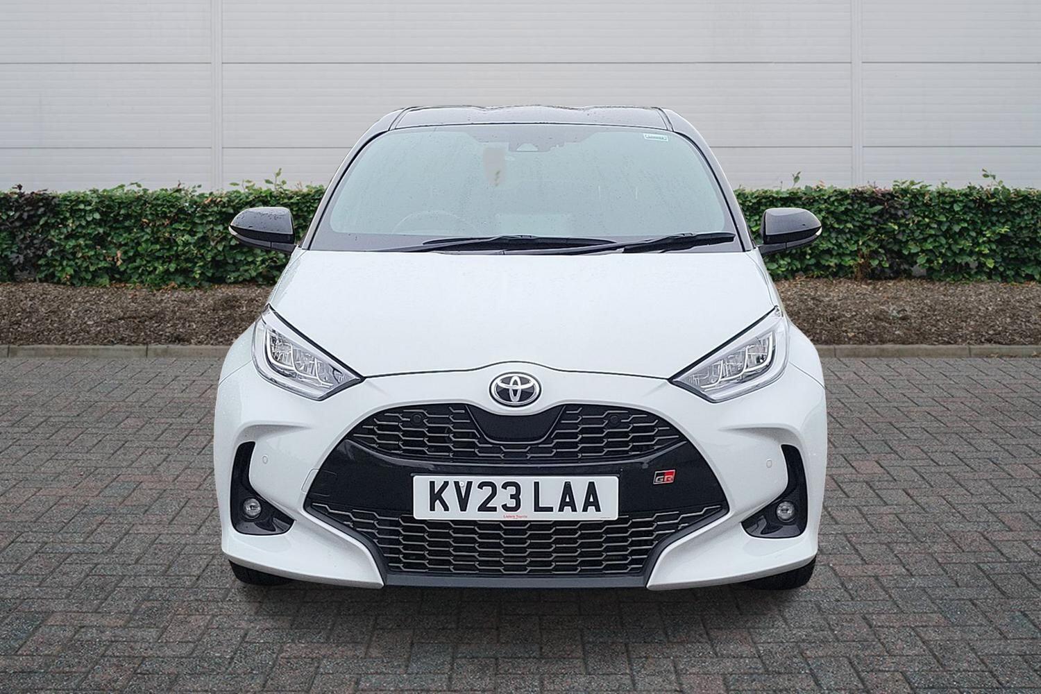 Used Toyota Yaris 2023 for sale - 77627097: Photo 2