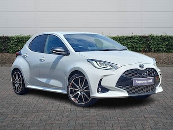 Used Toyota Yaris 2023 for sale - 78936171: Photo